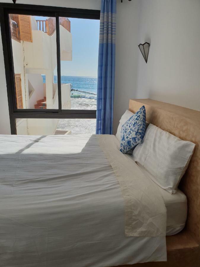 Bouad Seafront Apartments & Rooms Тагазут Екстер'єр фото